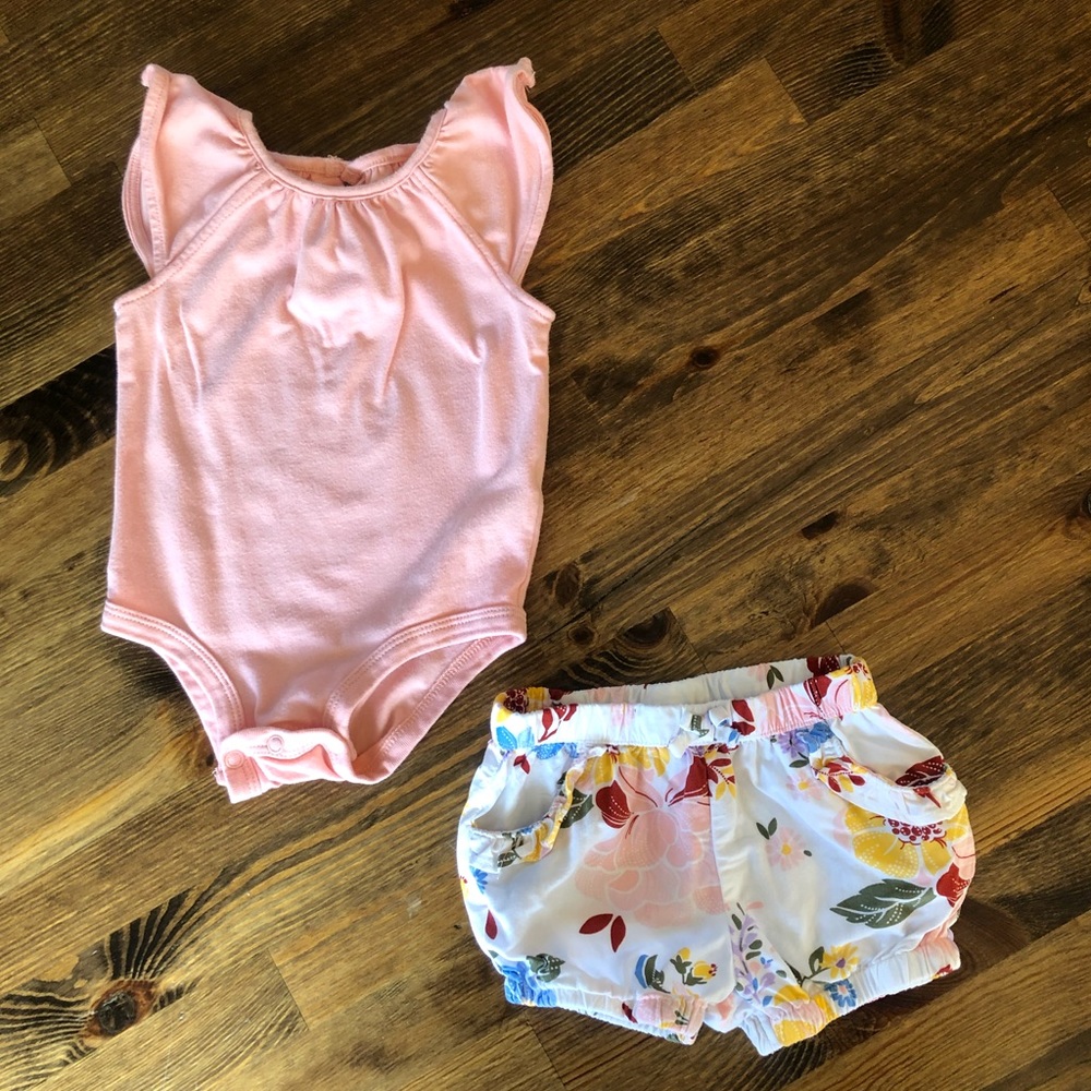 Carter’s Matching Floral Outfit For Baby Girl